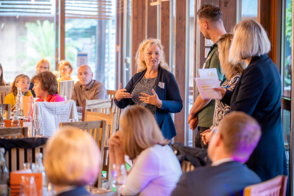 Angeregte Diskussion beim Bildungspolitischen Dialog in Magdeburg