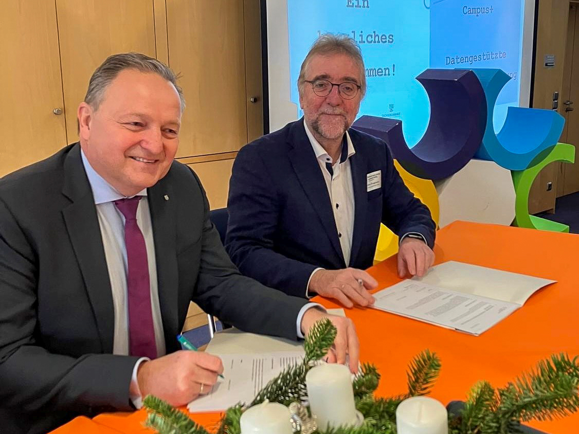 Kooperationsvereinbarung für Bildungscampus Leadership verlängert