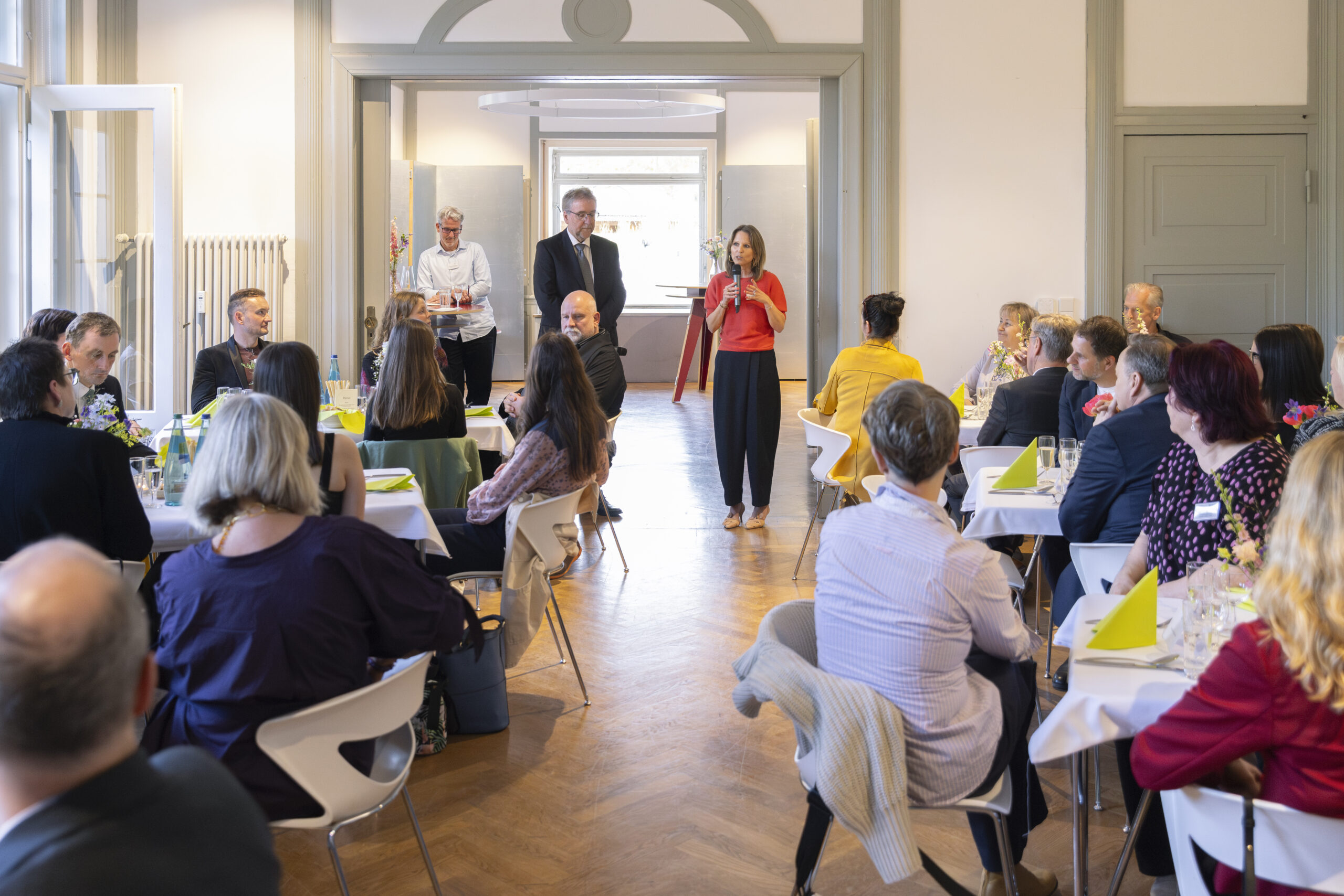Bildungsdialog Halle: Mehr Praxis in Schule